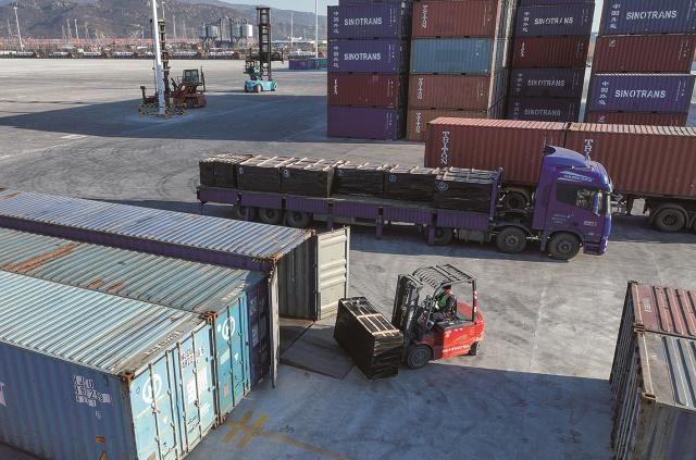 上合物流集散中心預(yù)計(jì)年?duì)I收1.5億，公路國(guó)際貨物運(yùn)輸代理成核心引擎